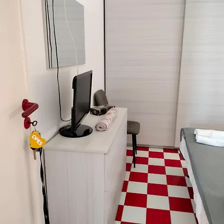 Grotta Guests Гостевой дом